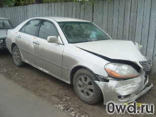 Битый автомобиль Toyota Mark II